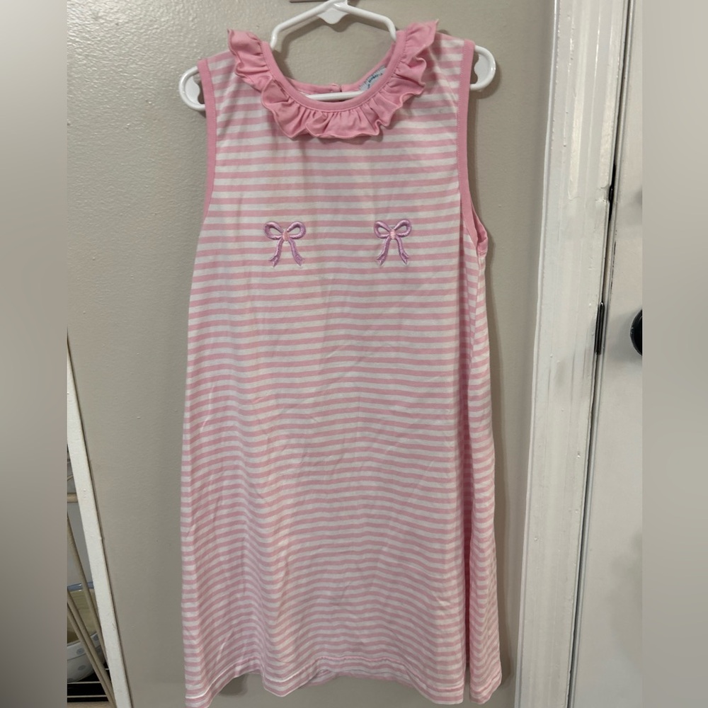 Smock Monkey Girl's embroidered "BOWS" pink striped knit Size 8